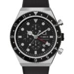 klokker | Q Timex tre tidssone kronograf 40mm syntetisk gummirem klokke menn B84BR62 rustfritt stål/svart